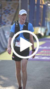 BIB:  <button type="button" onclick="openModal(27223913)" class="btn btn-primary btn-sm float-right" data-toggle="modal" data-target=".modal-high-quality">
                <i class="fa fa-download"></i> Download
                </button>